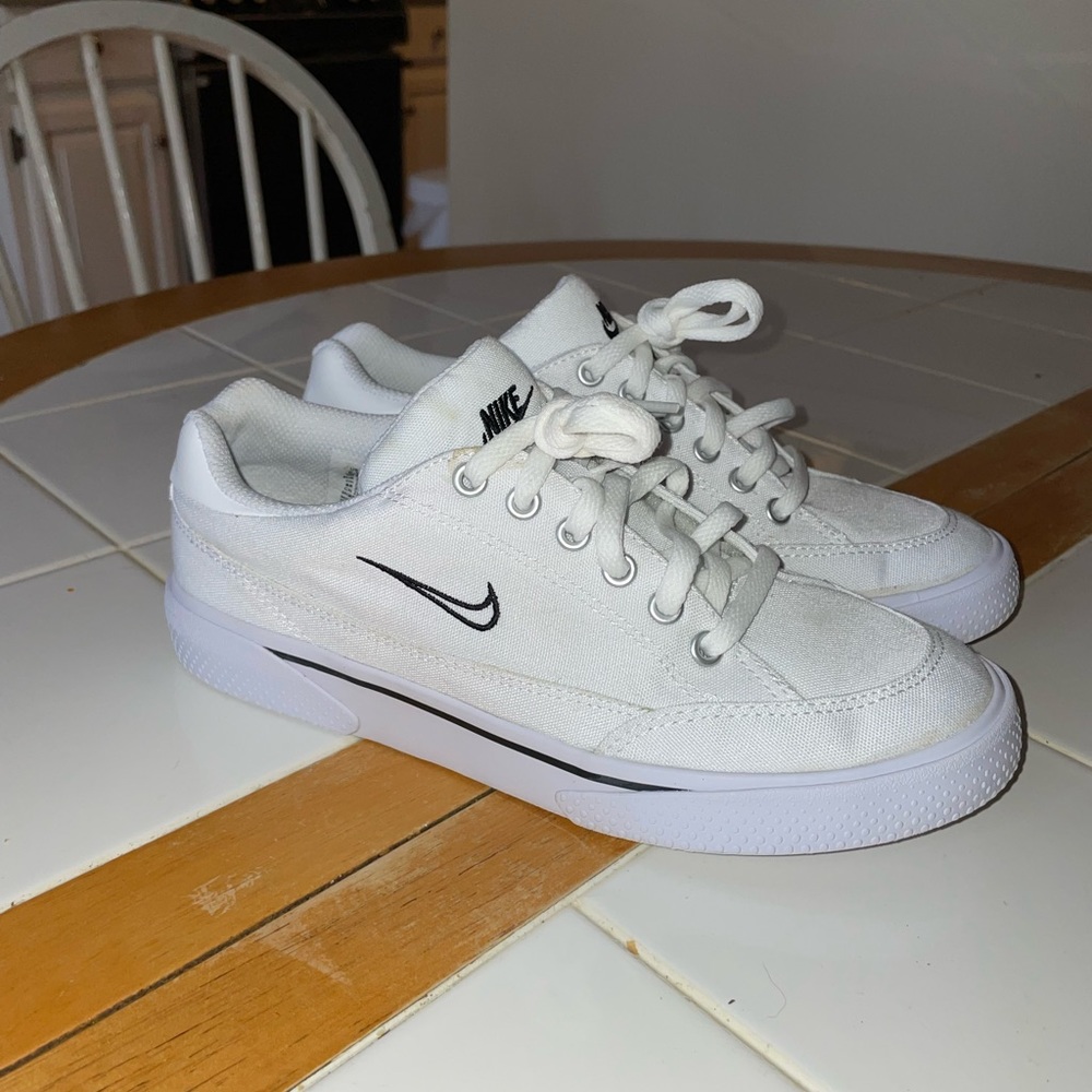 Nike Retro GTS sneakers